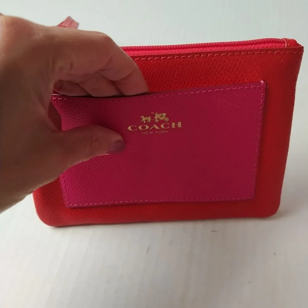 NWOT Coach Color Block Small Wristlet